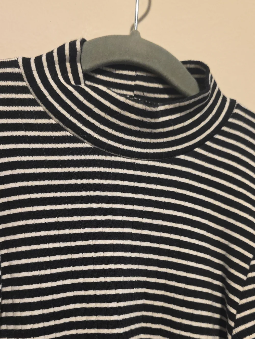 American Apparel Black & White Striped Long Sleeve Turtleneck Dress Size Xs